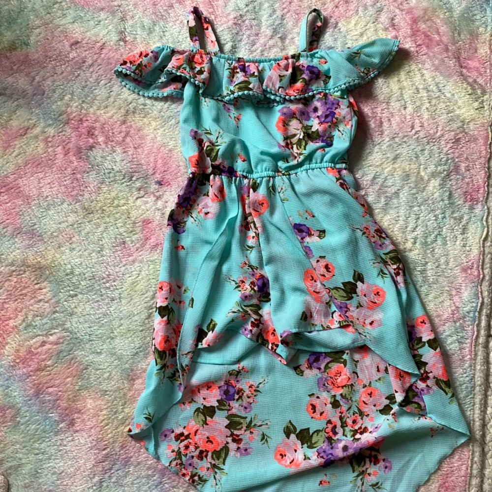 blue short dress with cape, good condition never worn, size 8 children